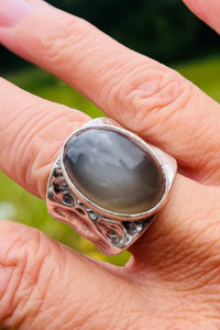 The Visionary - Silver Cabochon Cat's Eye Ring